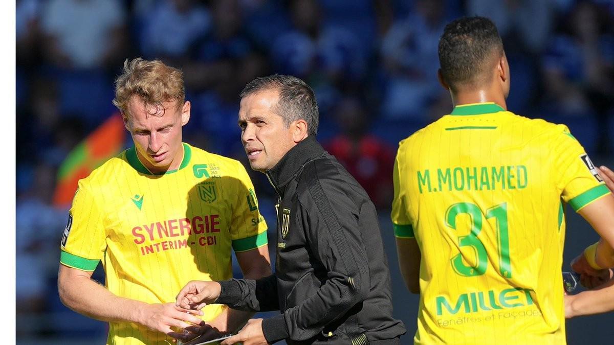 南特主帅在俱乐部内部友谊赛中遭遇膝盖重伤，或十字韧带断裂